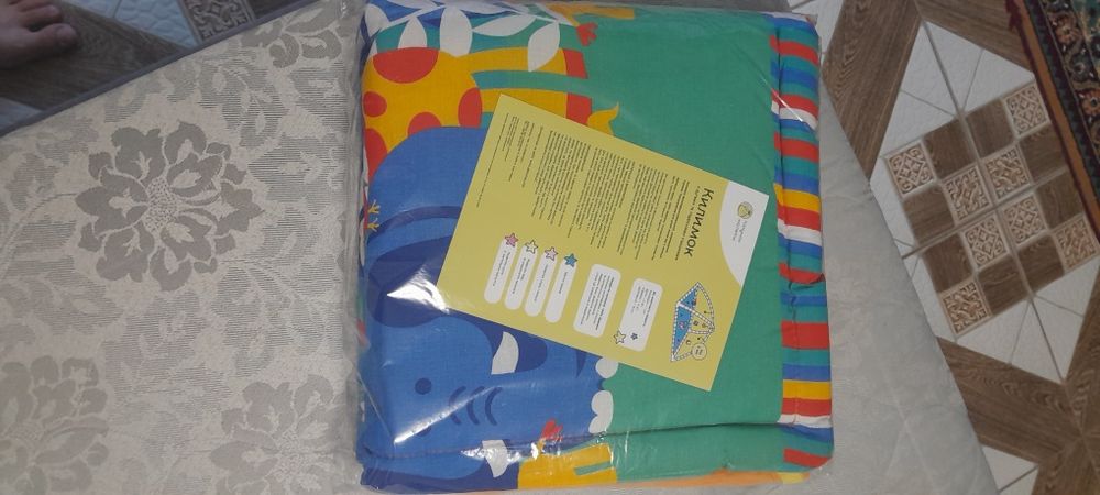 Килимок для дітей baby box