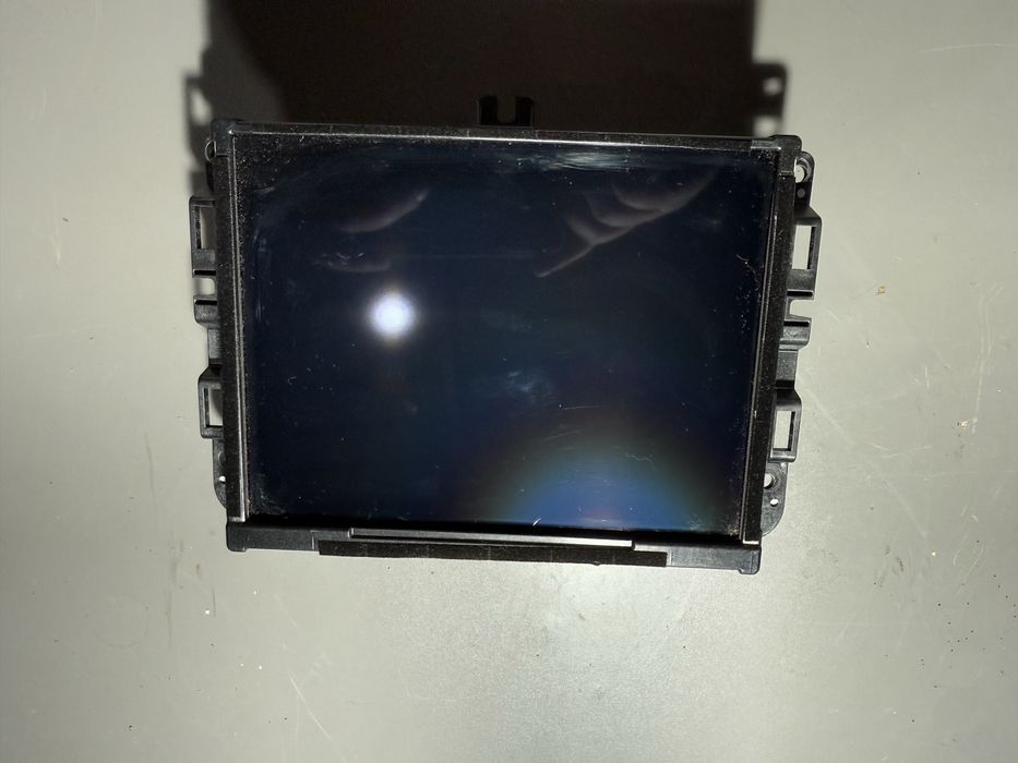 Магнитола головное устройство jeep cherokee kl 2018 2019 2020 2021