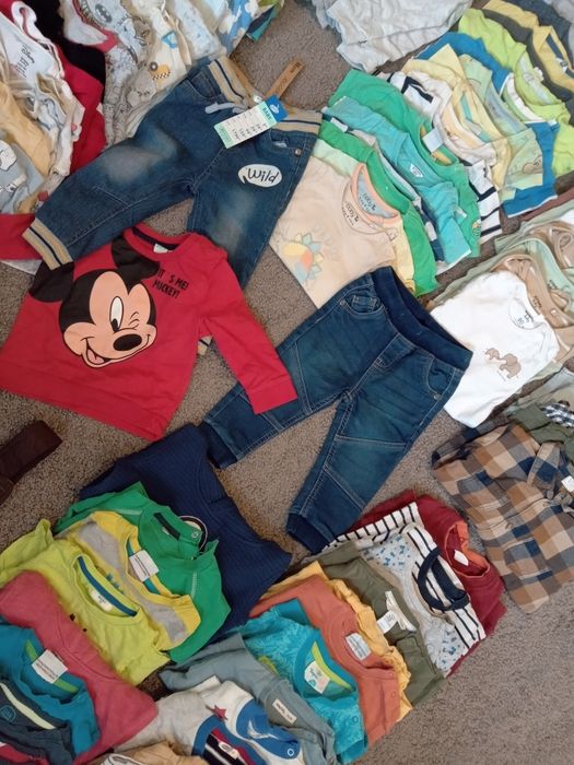 Zestaw paka ubrań dla chłopca roz.74/80 115 sztuk