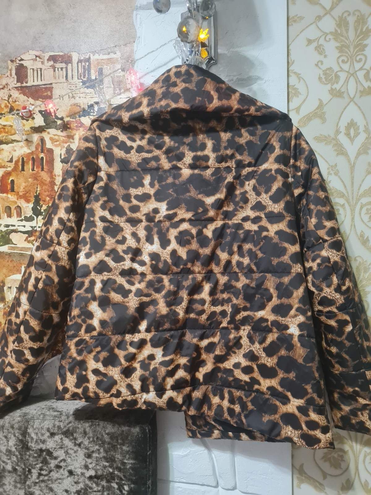 Жіноча куртка леопард
