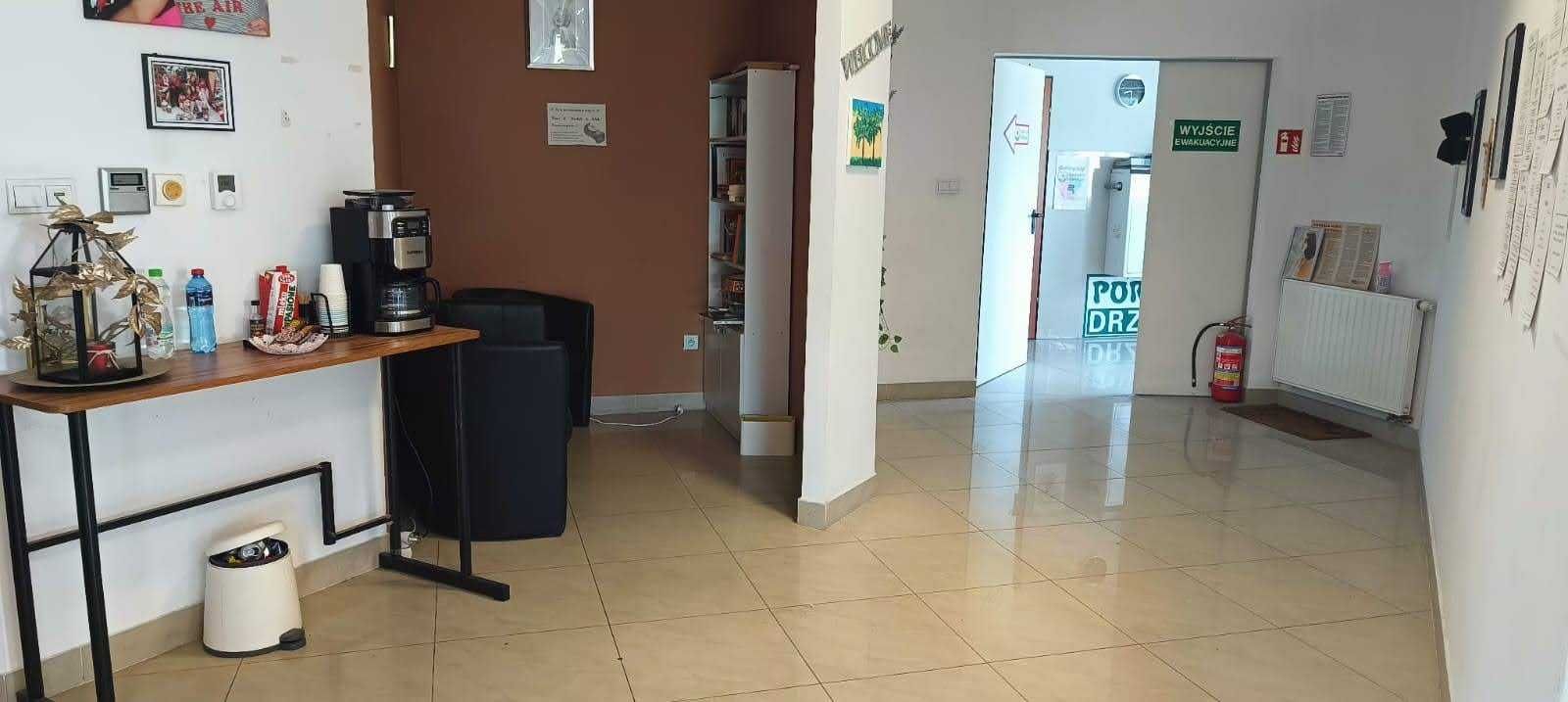 Lokal usługowy, biuro 200 m2 I piętro LWOWSKA, duży parking