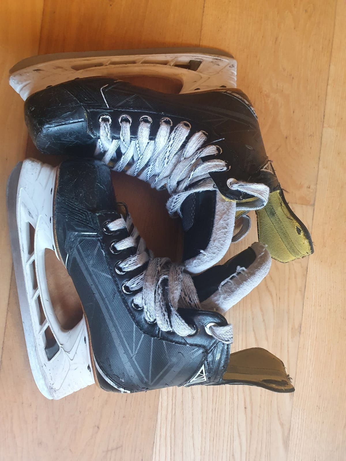 Bauer S160 supreme 4d 37.5 lyzwy hokejowe tuuk lightspeed edge