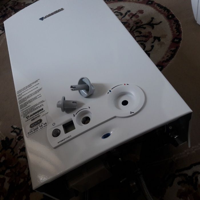 Газова колонка Junkers BOSCH Юнкерс з tfs дисплеєм Німецька Wernau