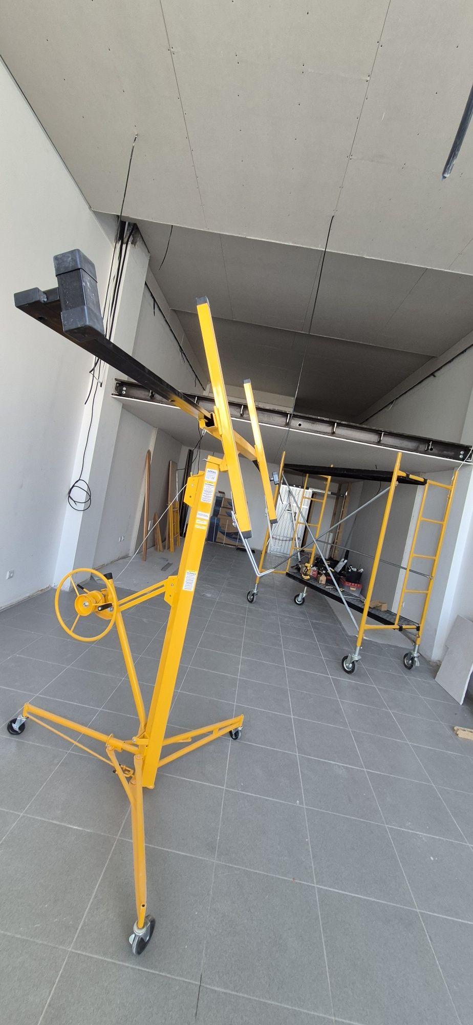 Elevador para pladur até cerca de 5m de altura
