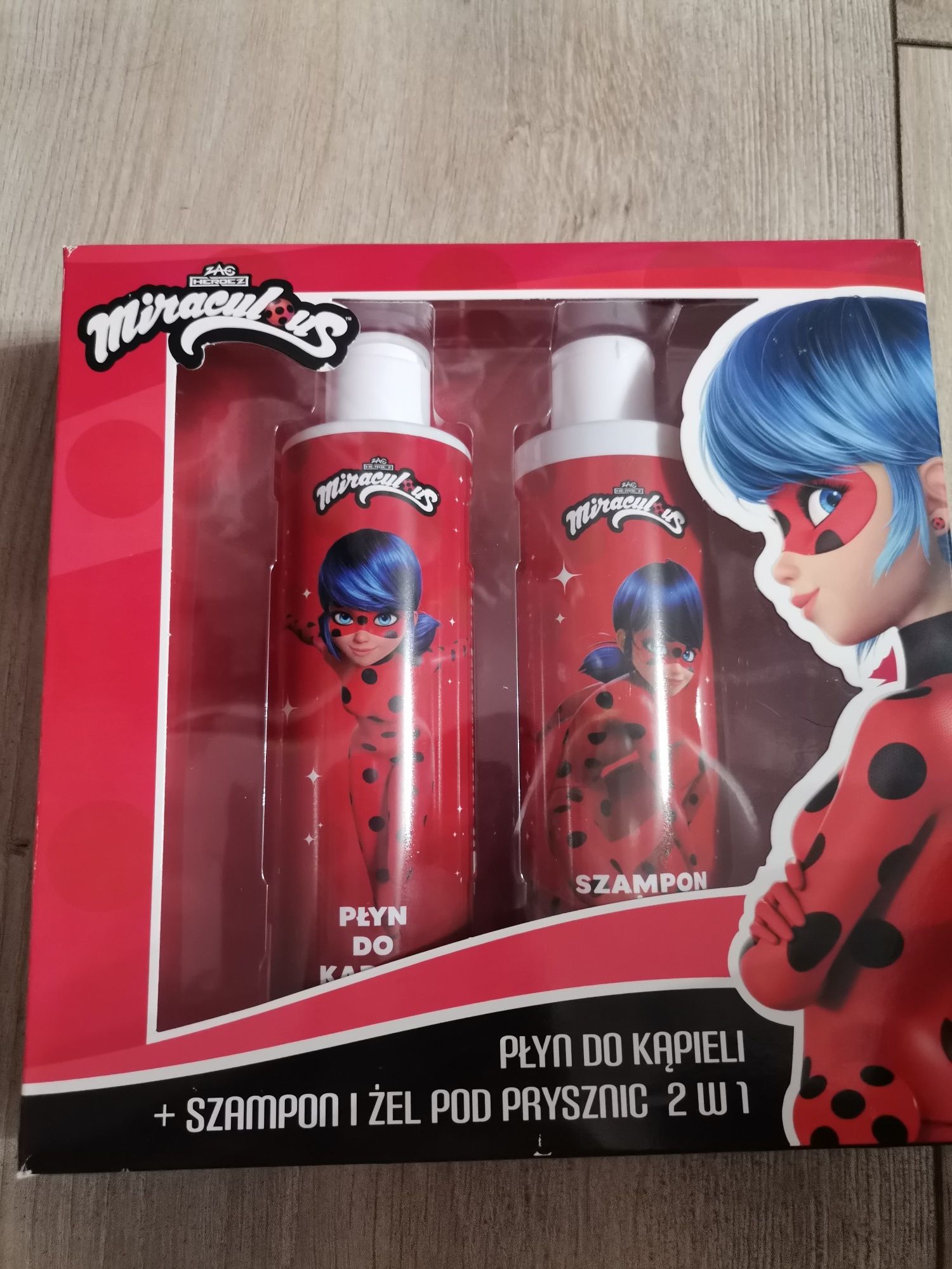 Płyn do kapieli plus szampon i żel pod prysznic zestaw biedronka i kot