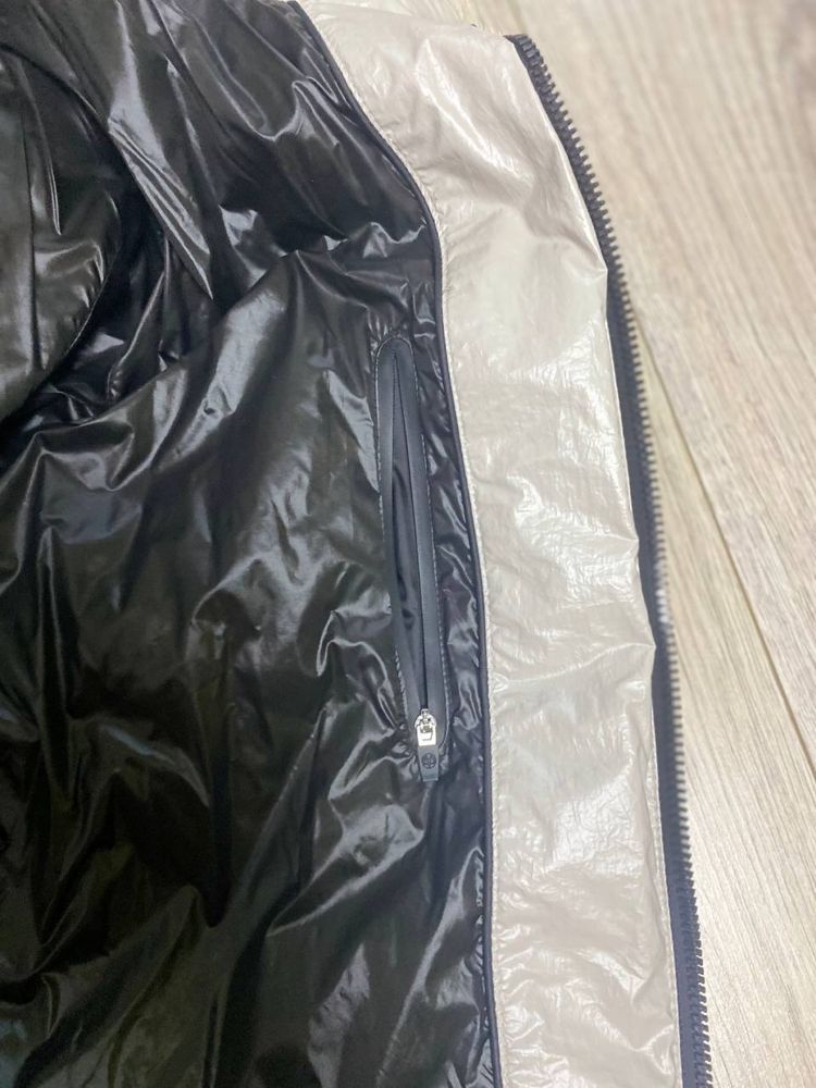 Жіночий пуховик Massimo Dutti