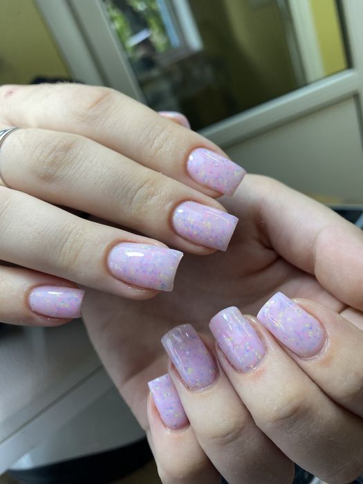 Манікюр 650 грн. Площа Космонавтів (Єреванська)