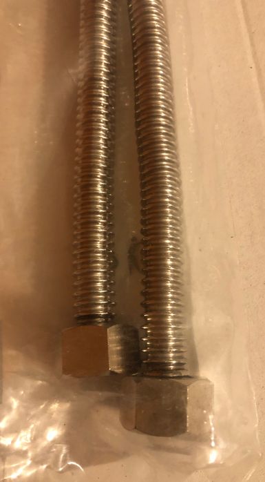 Komplet wężyków przyłączeniowych do baterii 3/8 ze stali nierdzewnej