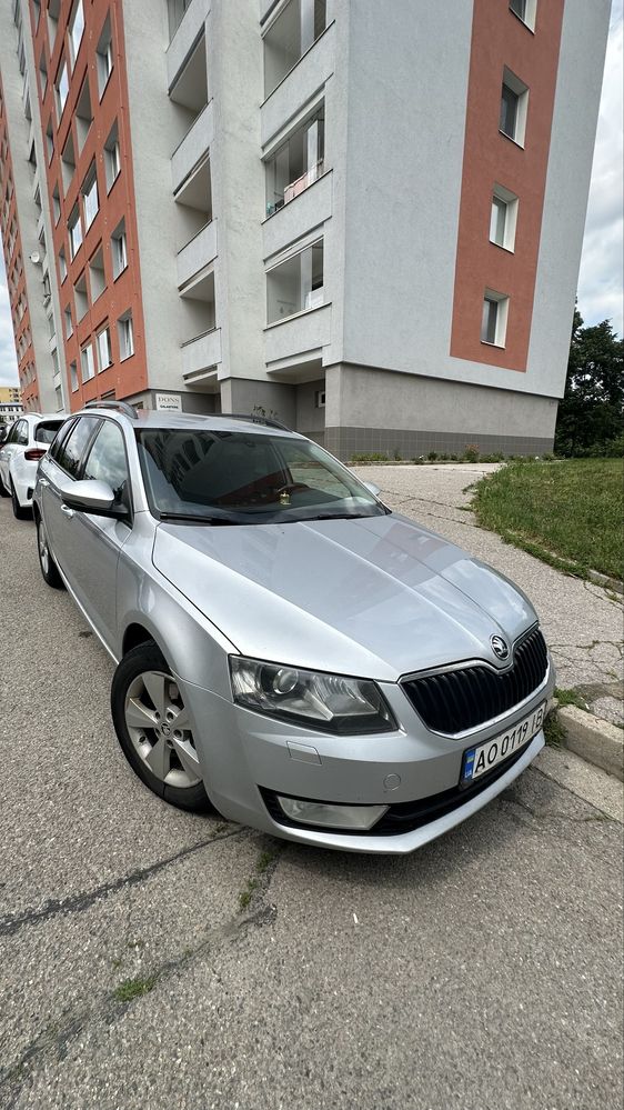Skoda octavia 2013 2.0 dsg