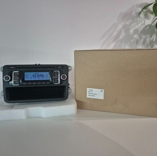 Fabrycznie NOWE Radio VW RCD210 mp3 passat b6 b7 caddy Golf 5 6 jetta