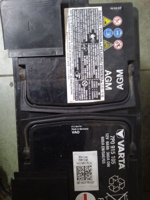 Акумулятор Varta AGM