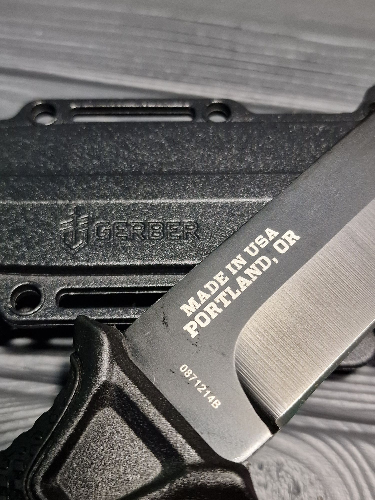 Тактический Нож Gerber STRONGARM Fixe/чёрный/с гравировкой.
