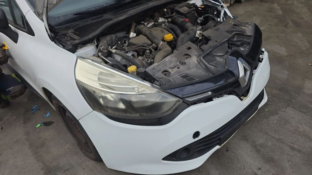 Frente com airbags renault clio 4 ( danificado lado condutor )