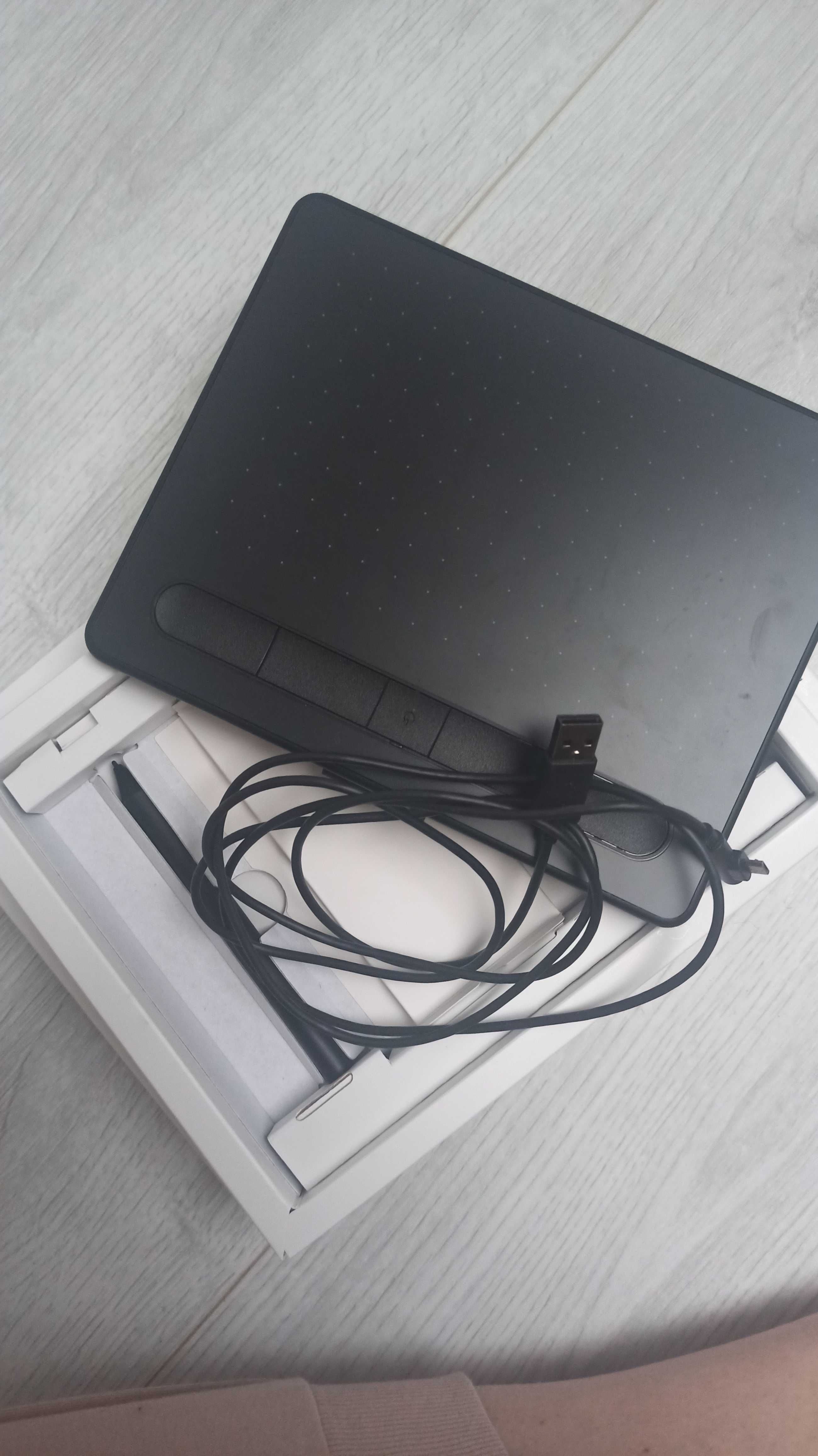 Wacom Intuos S Bluetooth Black