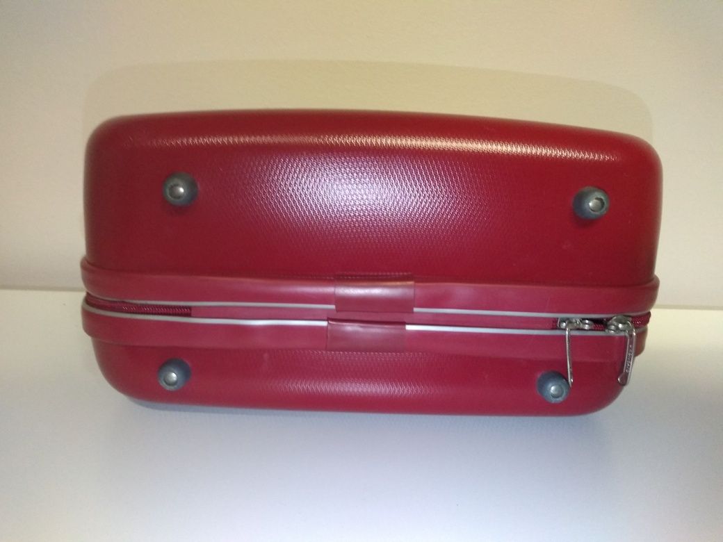 Kuferek walizka RONCATO 35x30x18 cm