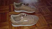 Sapatilhas Reebok novas