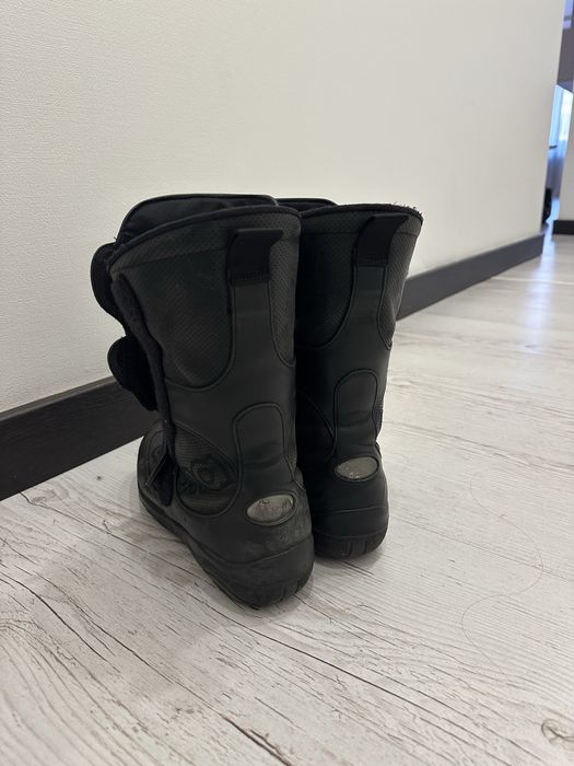 Мотоботи шкіряні