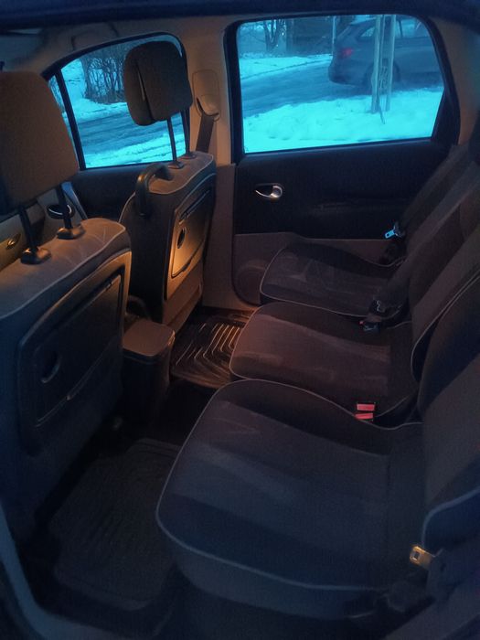 Sprzedam Reno Scenik 1.6 benzyna z gazem