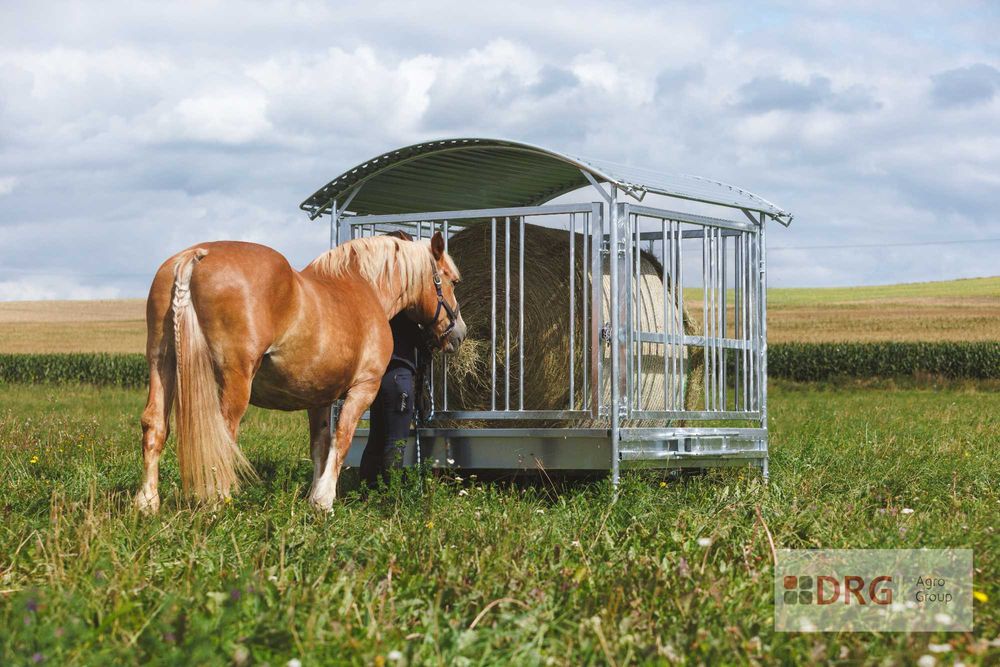 Paśnik łąkowy kwadratowy dla koni, palisadowy, zatrzaskowy dla bydła