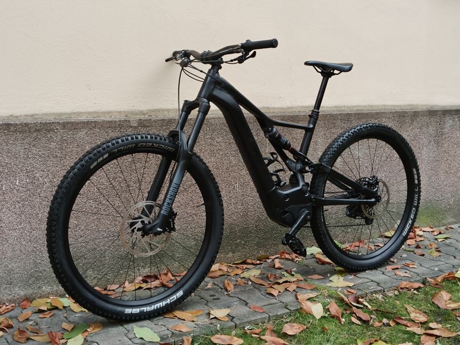 Specialized Turbo Levo роз. L (S4) 2021 року