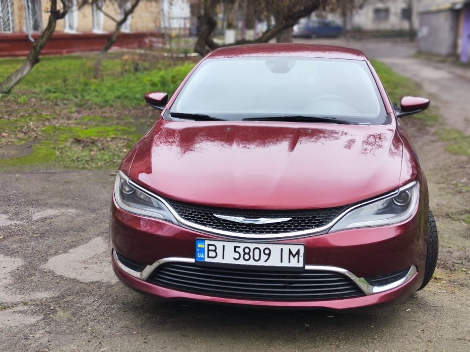 Продам хороший Chrysler 200