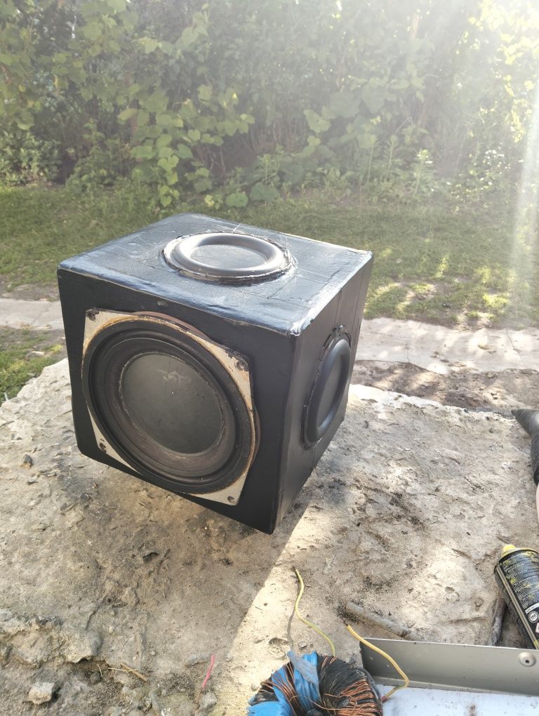 Сабвуфер 10" 150 ват RMS 4 ом