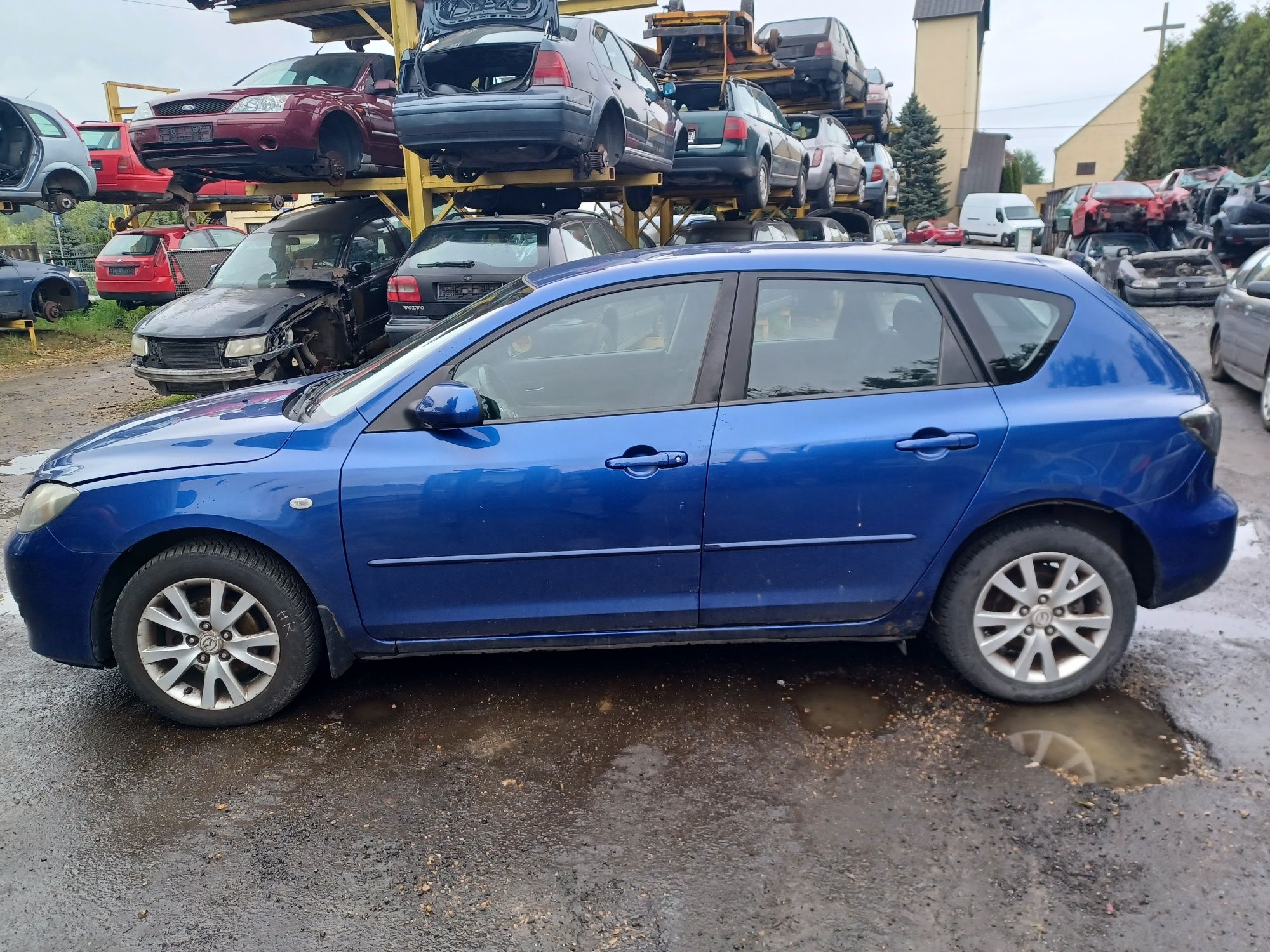 Mazda 3 na części. 2006 Rok.