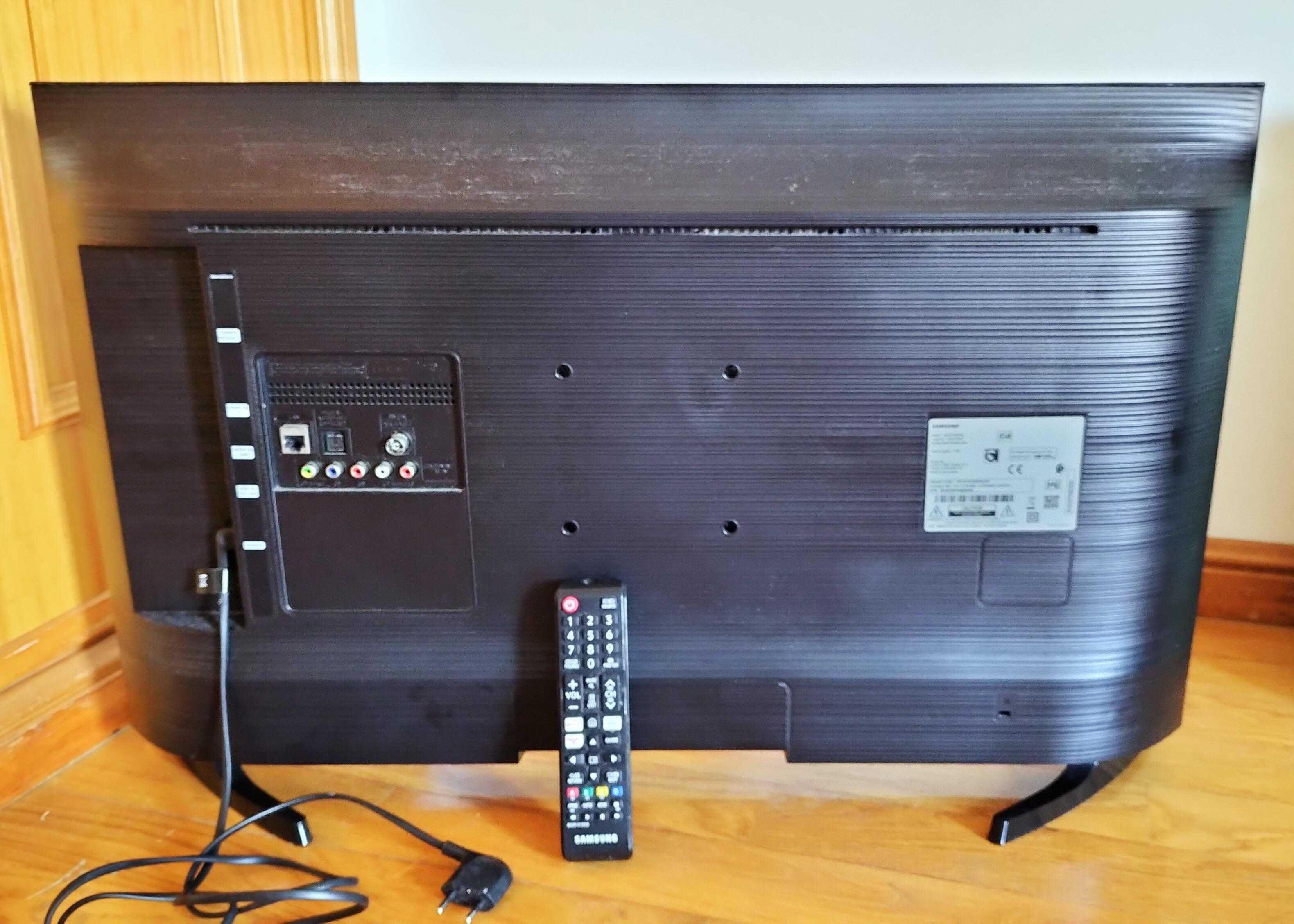 SAMSUNG Smart TV LED UE32T4305 32''