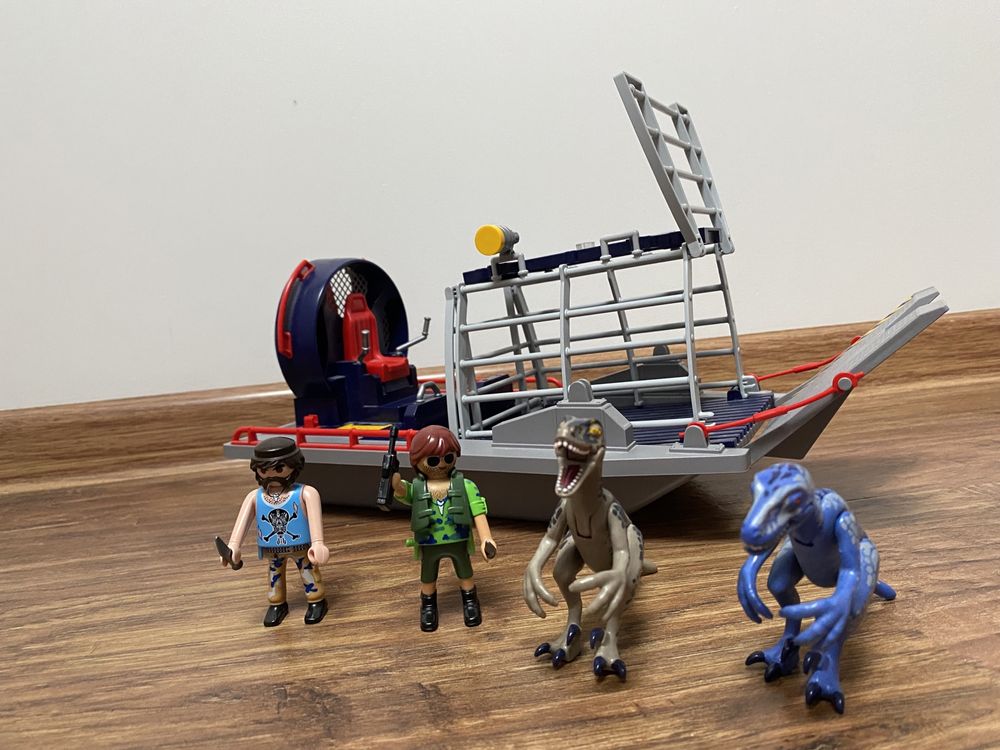 Playmobile DINOS 9433 Łódź śmigłowa z klatką