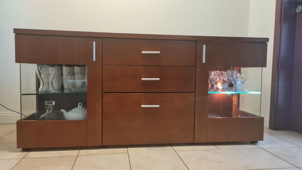 Zestaw komoda + witryna " Bydgoska Fabryka Mebli"