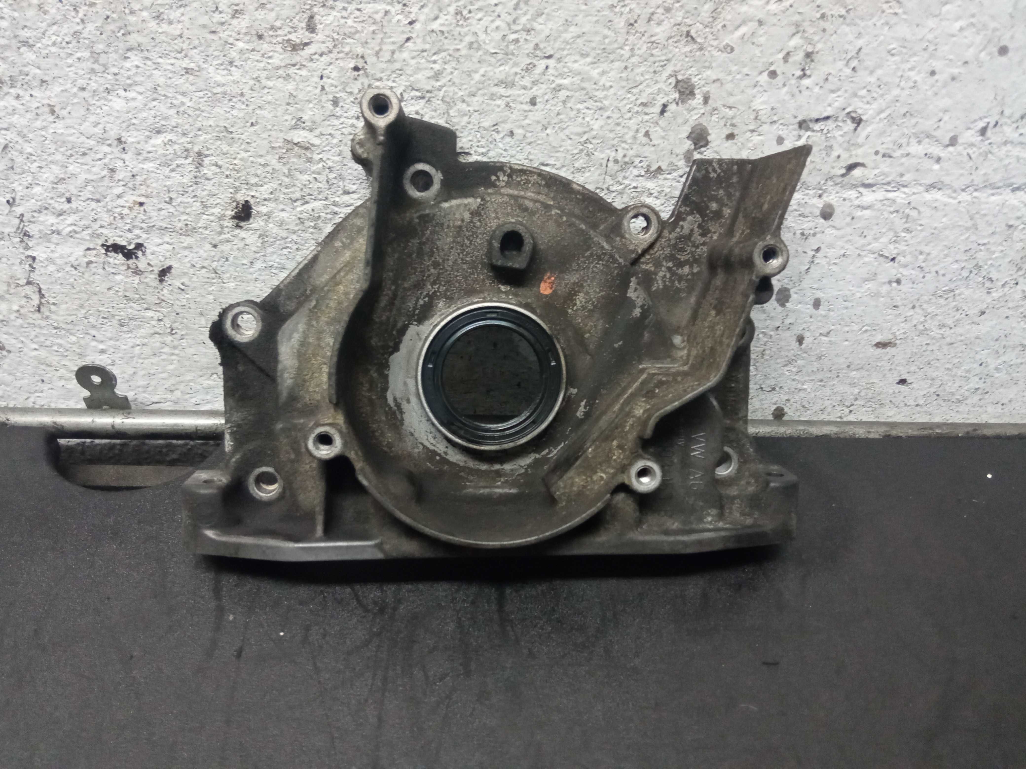 Uszczelniacz wału Skoda Octavia II 2.0TDI 140ps 03G103153B Siedlce