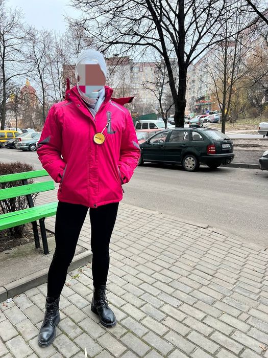 Жіноча гірсько лижня куртка