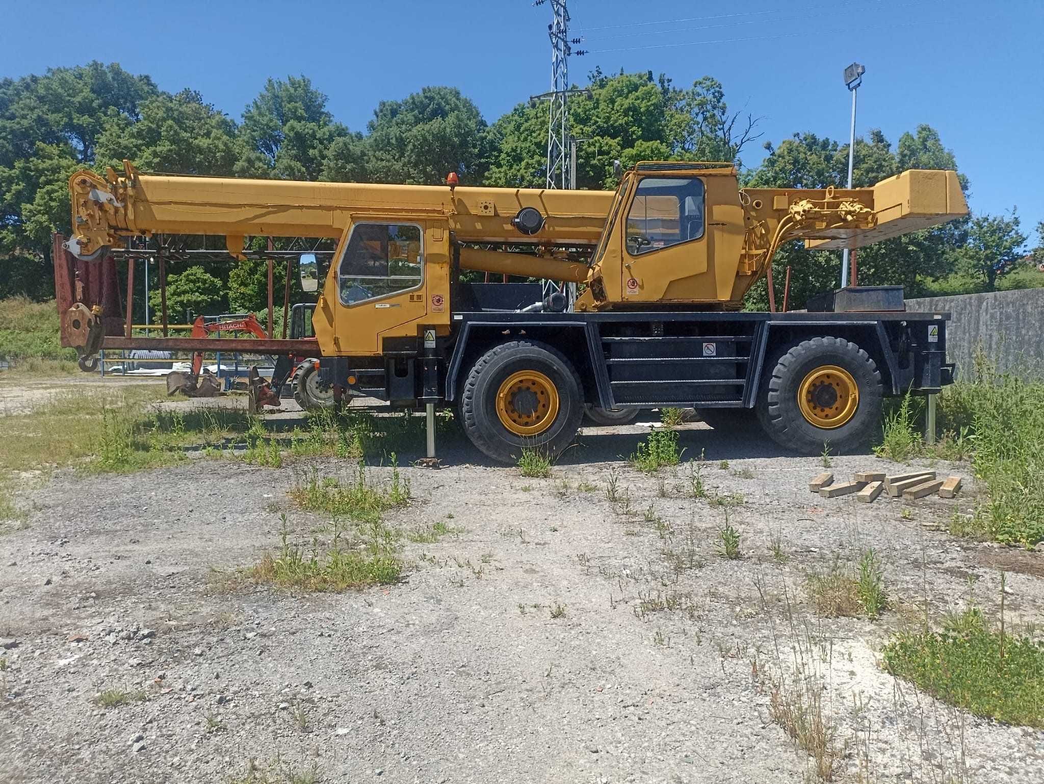 Grua KRUPP 35T GMT-AT