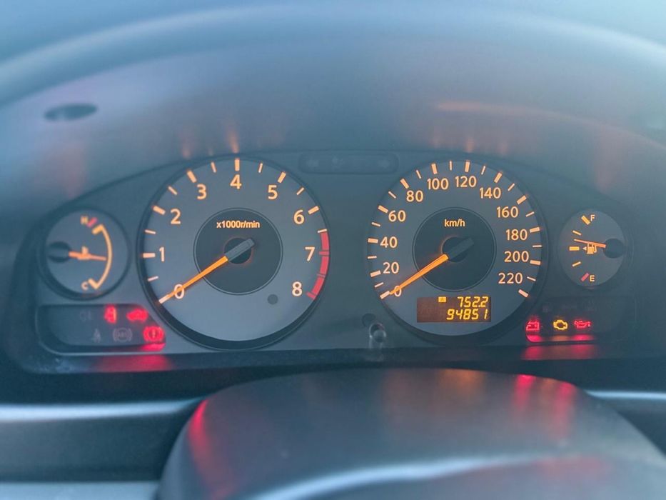 Nissan almera classic