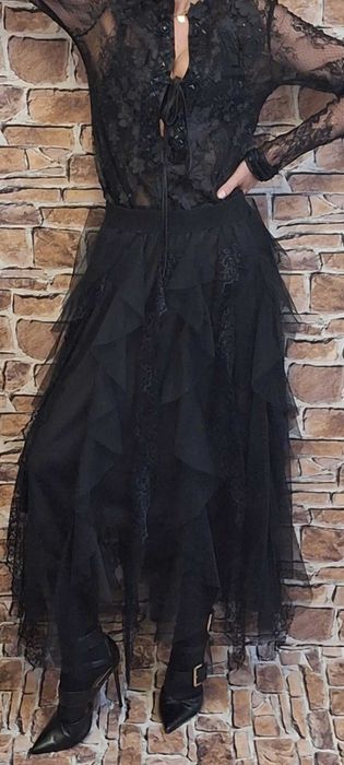 Wyjątkowo elegancki komplet na specjalne okazje w kolorze czarnym