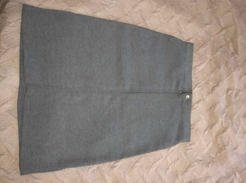 Продам нову жіночу спідницю