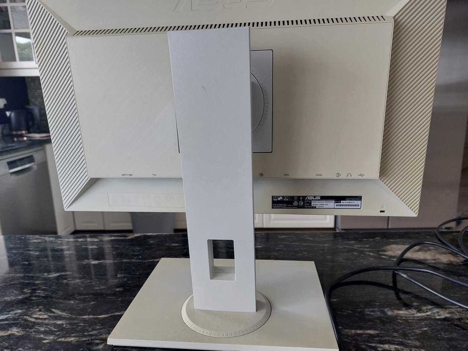 Monitor Asus swietny monitor na sprzedaz