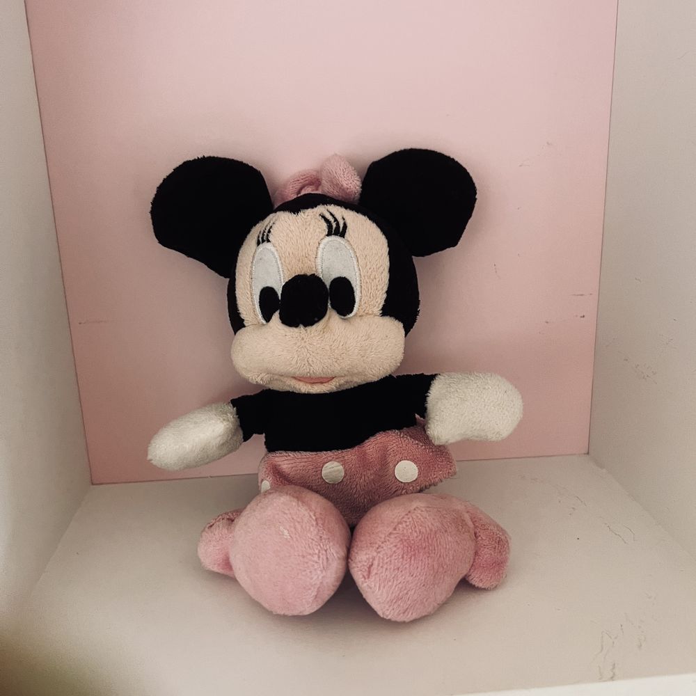 Zestaw dla małej fanki Myszki Minnie.