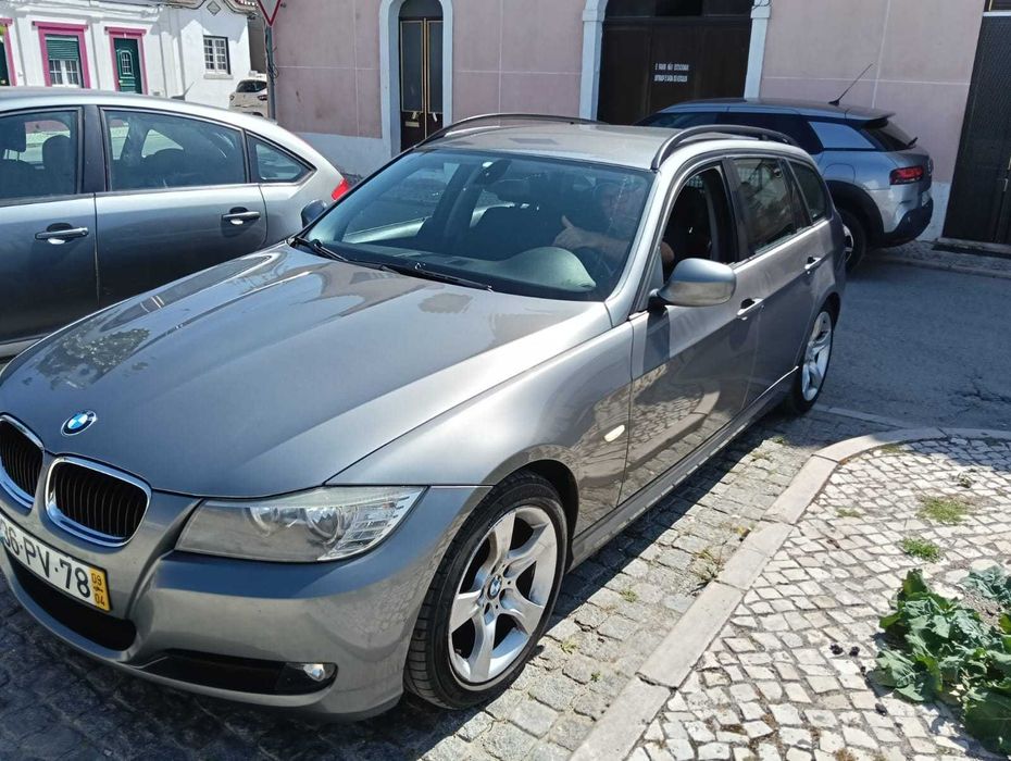 BMW 320d turing 2009