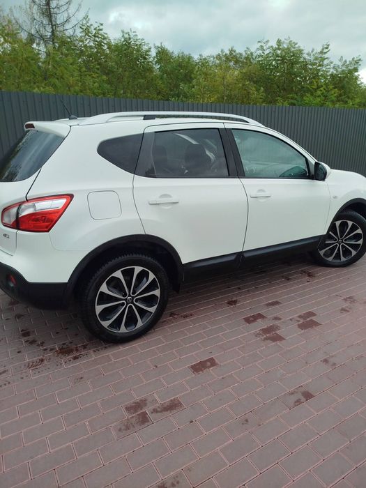 Автомобіль Нісан Кашкай