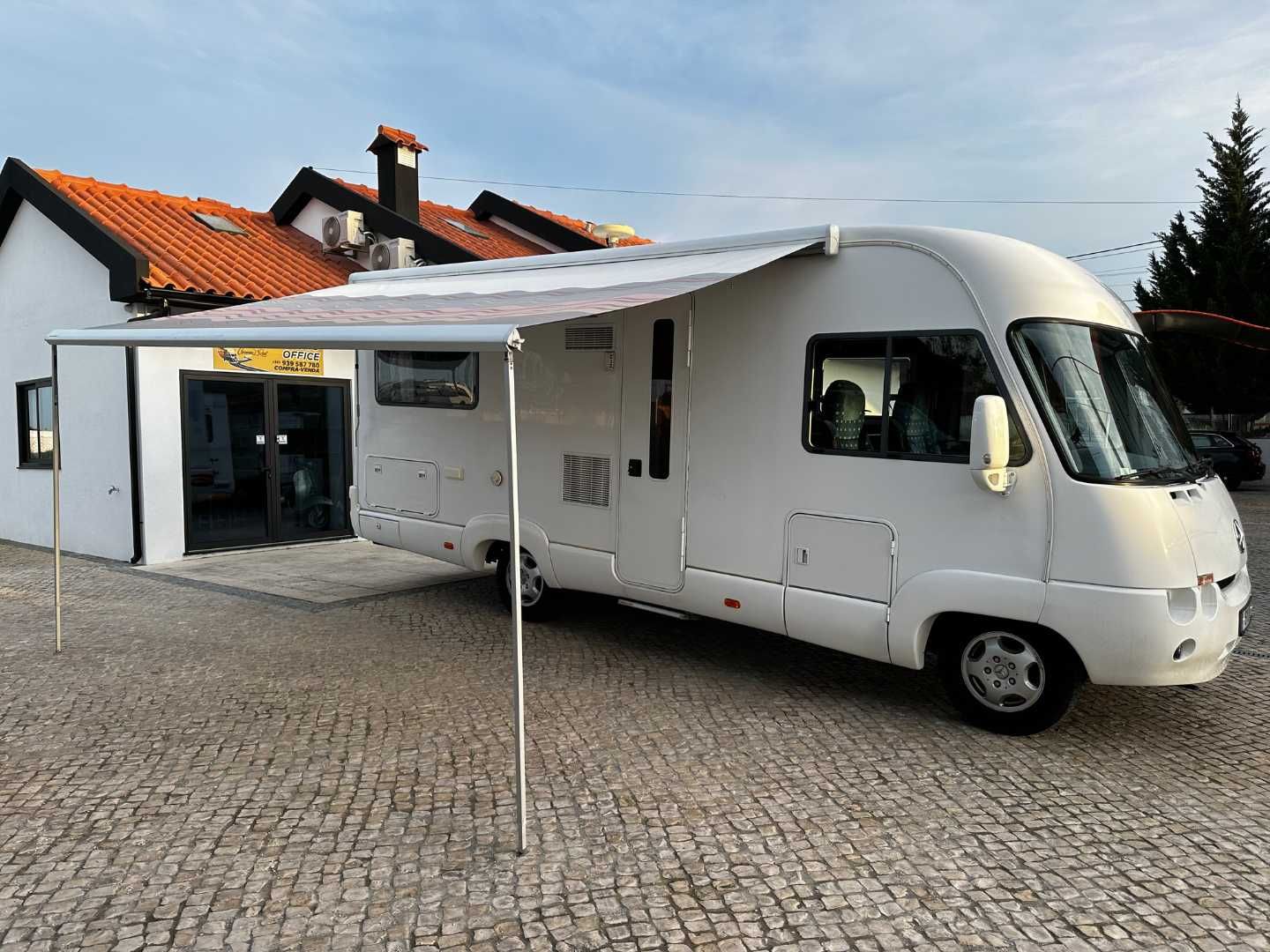 Autocaravana Mercedes-Benz Rápido 985M - Caixa Automático