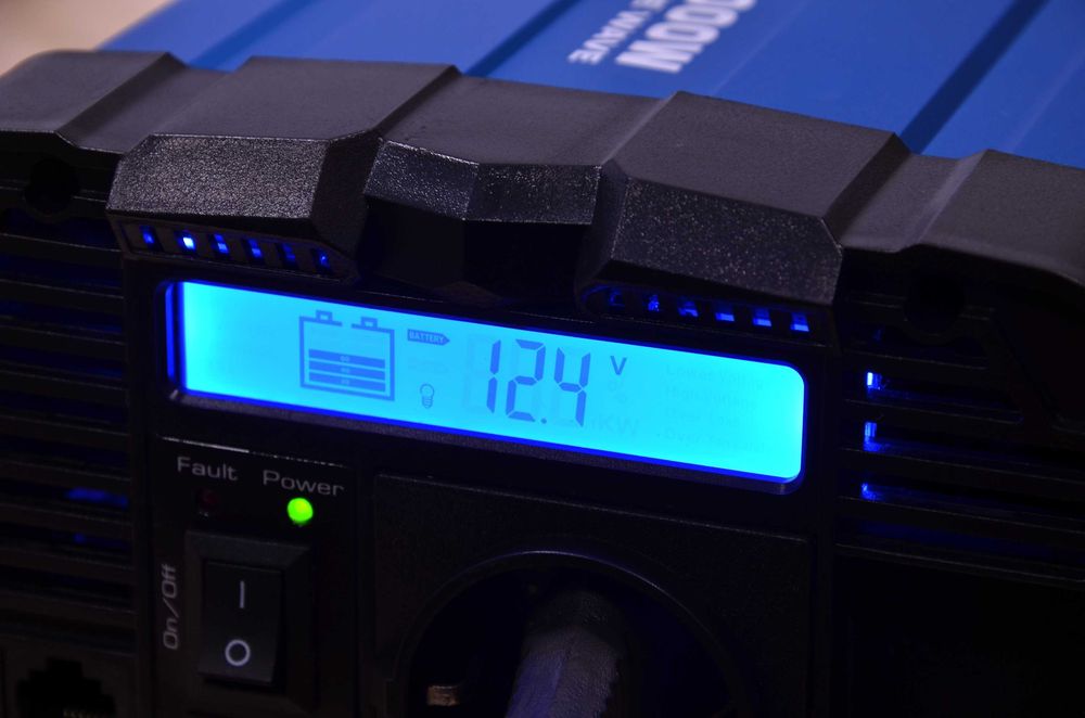 Інвертор Solartronic FS1000D 1000W/2000W Чистий сінус