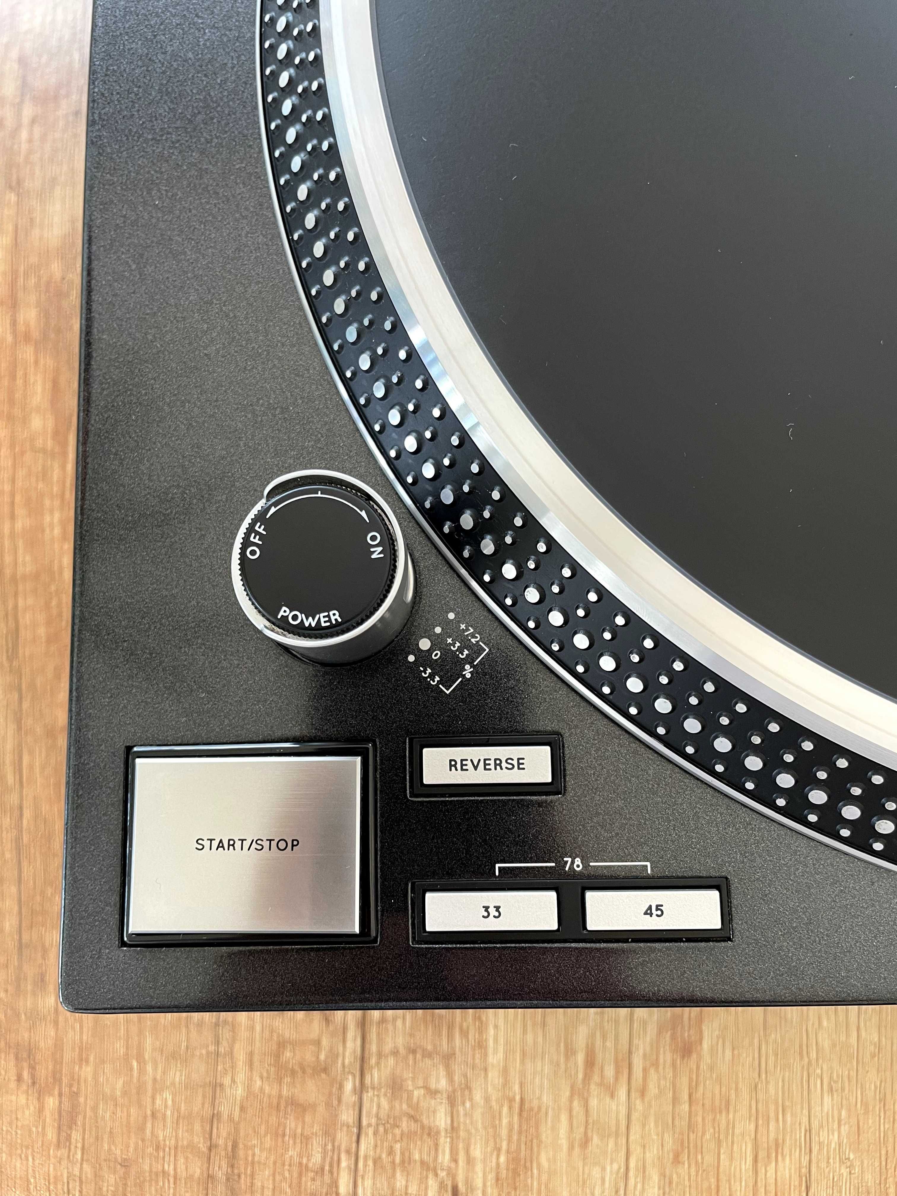 Gramofon Reloop RP-7000