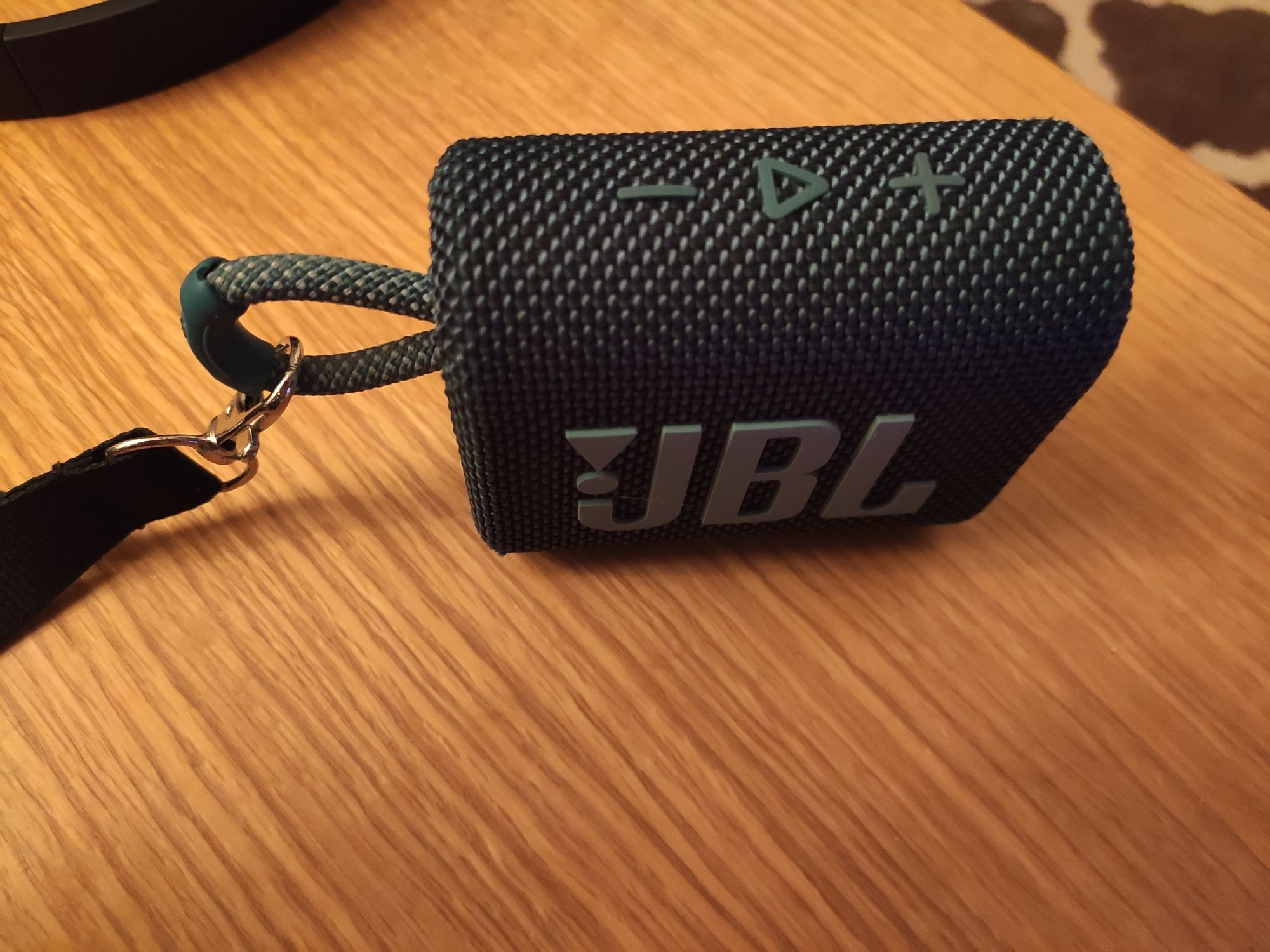 JBL go 3                  .