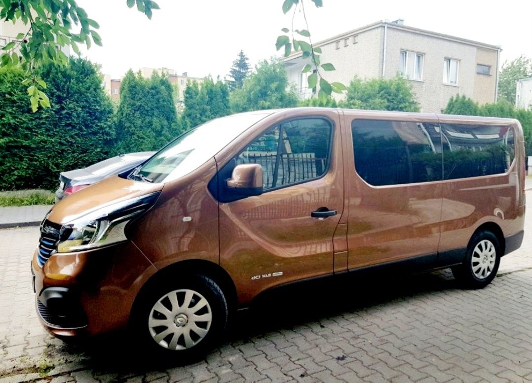 Wynajem BUS 9 osob. wypożyczalnia samochodów BUS VIP kat B