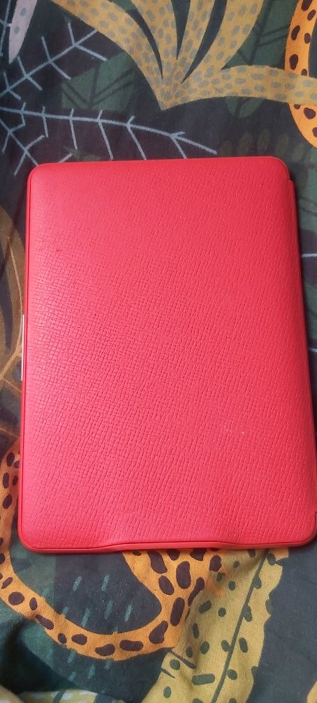 Czytnik książek Amazon Kindle Paperwhite 7. Biały+Etiu  Jak nowy