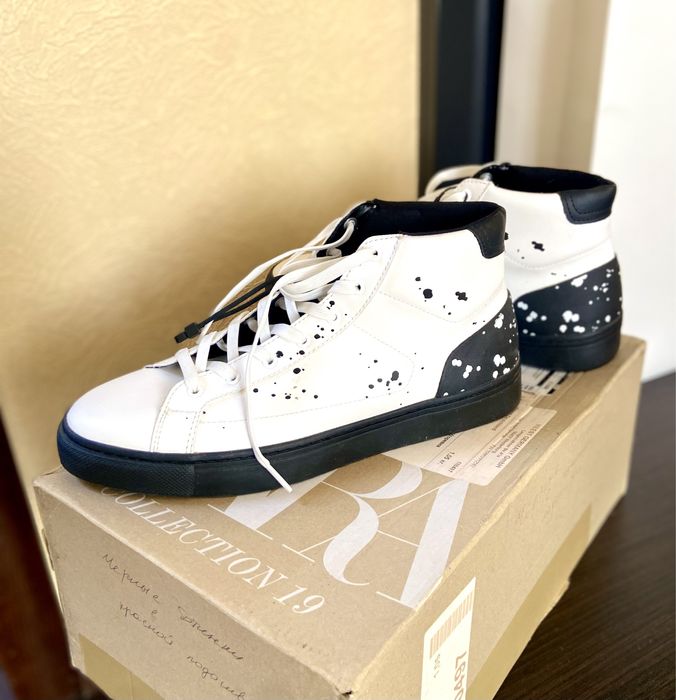 Чоловіче взуття ZARA.