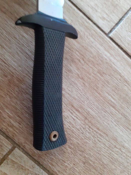 Nóż outdoor Muela Spain