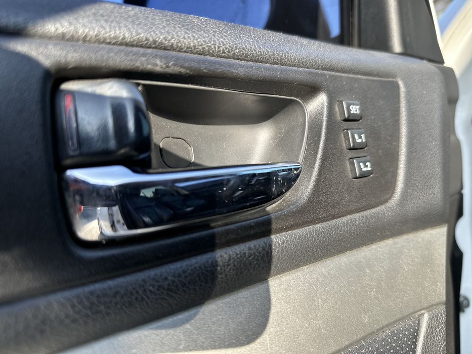 Subaru Legacy топова комплектація