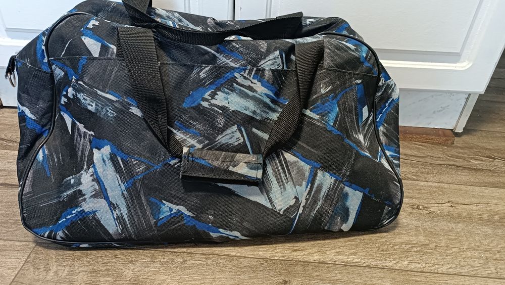 Сумка спортивна б/у
